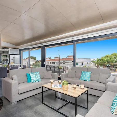 Primasol By 蓬塔普里马